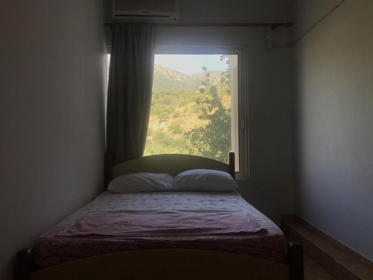 Sun Bakers Hostel Himare Ngoại thất bức ảnh