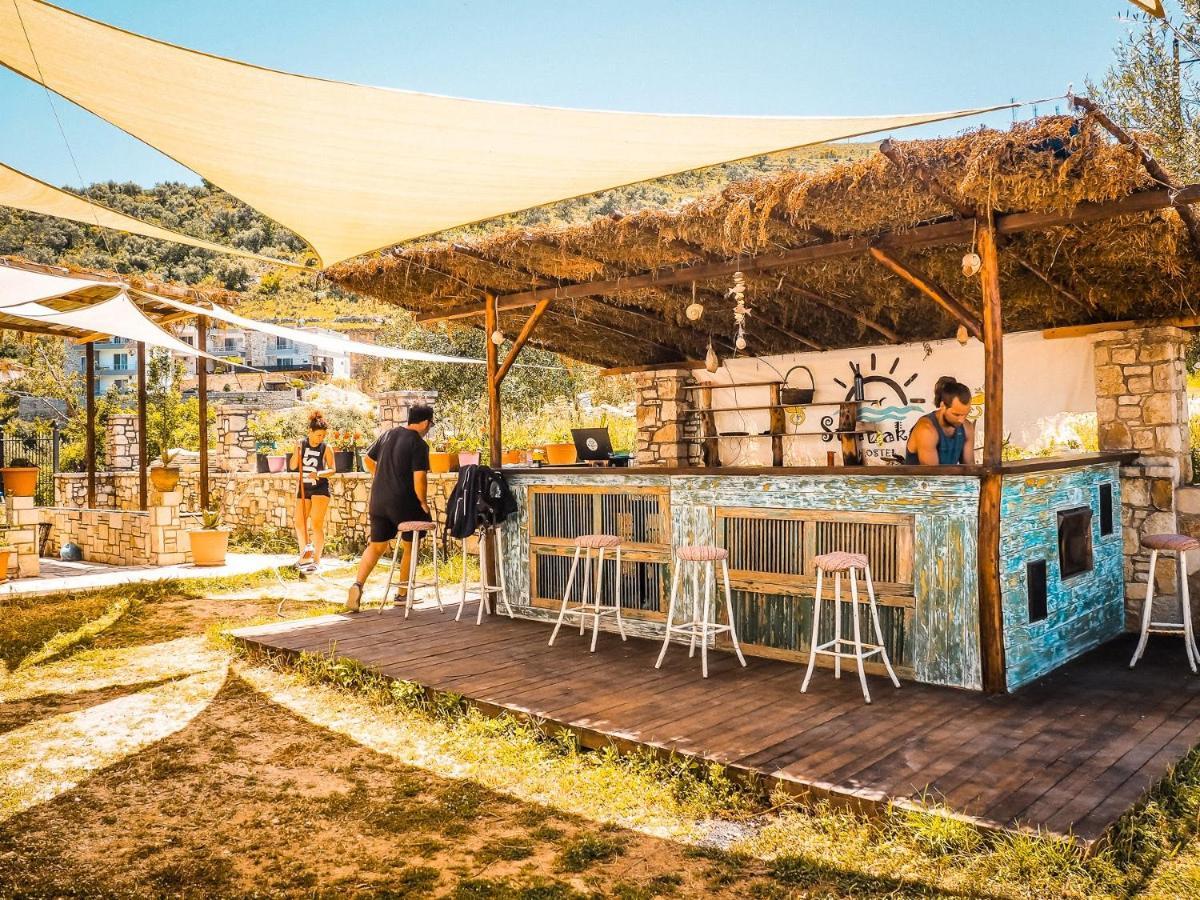 Sun Bakers Hostel Himare Ngoại thất bức ảnh